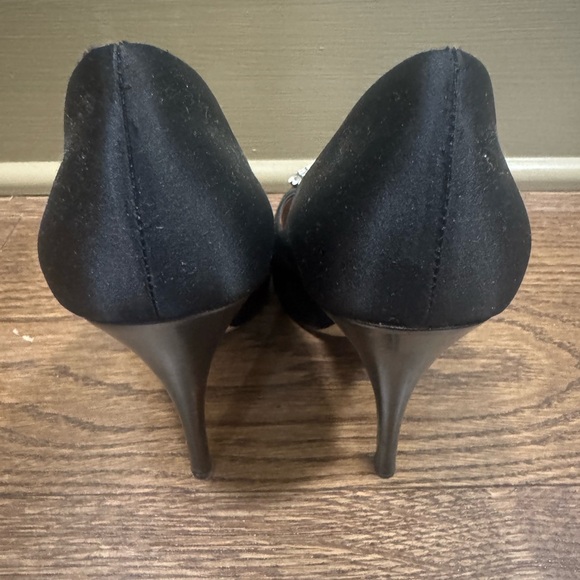 Giuseppe Zanotti Black Satin Embellished Peep-Toe Heels - Picture 4 of 11